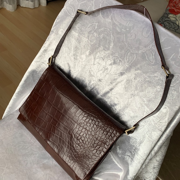 SAGI Italy Premium Leather Alligator Brown Bag – Timeless, Excellent Condition - Picture 3 of 15